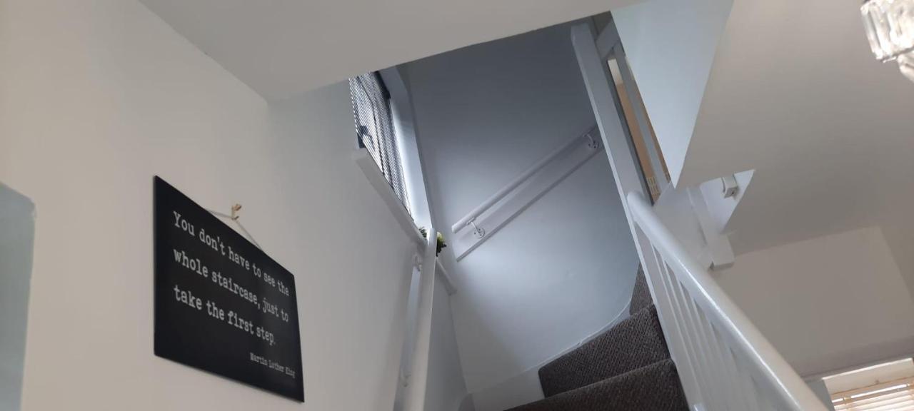 Stylish And Homey 3 Bedroom House With Free Parking & Wi-Fi Minworth Exterior foto